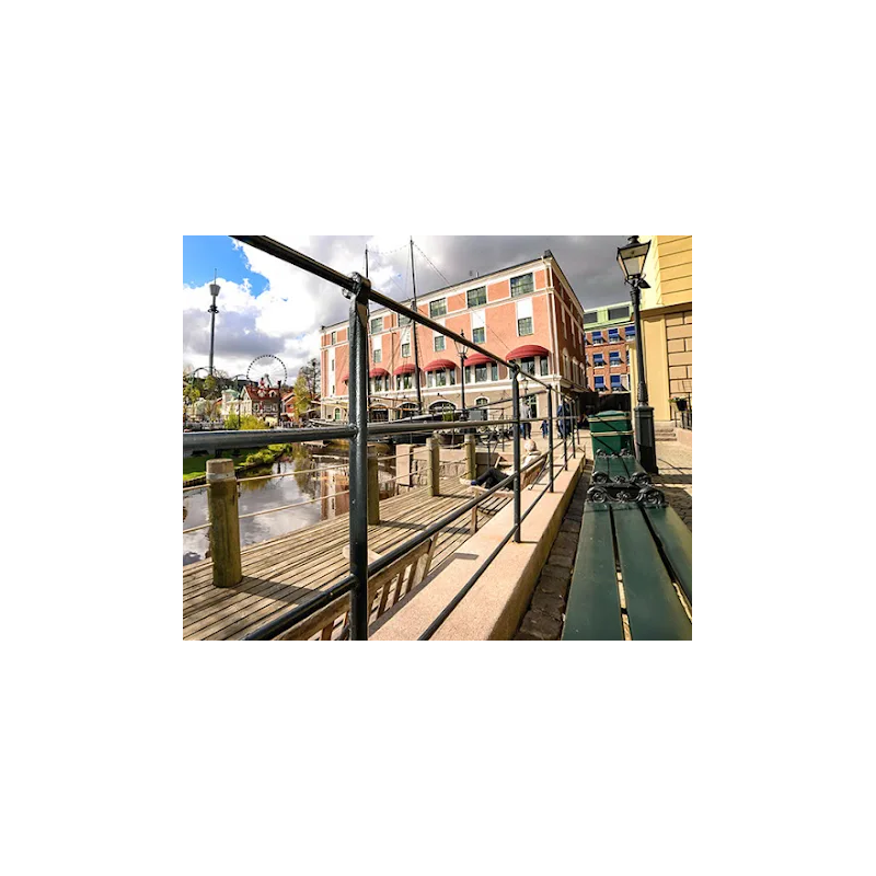 Räckesstolpe Malö - Smidesstolpe räcke monterad på Lisseberg - Montano Smide